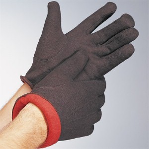 Get extra warmth from heavily insulated work gloves